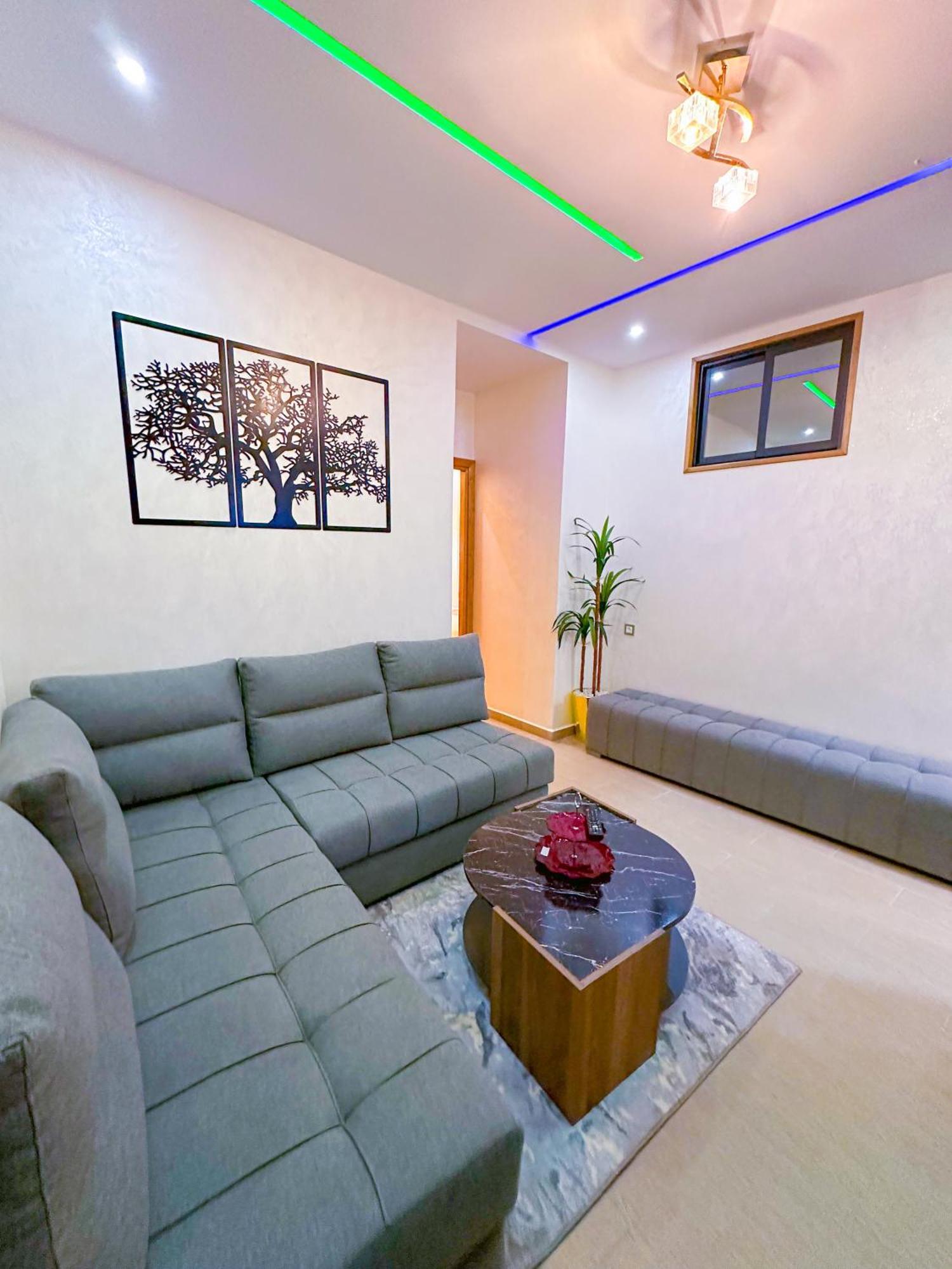 Veluxa - Luxury Holiday Homes - Centric Flat Танжер Екстер'єр фото