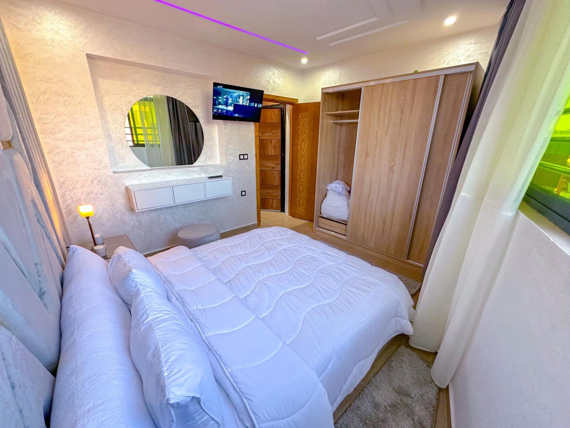 Veluxa - Luxury Holiday Homes - Centric Flat Танжер Екстер'єр фото