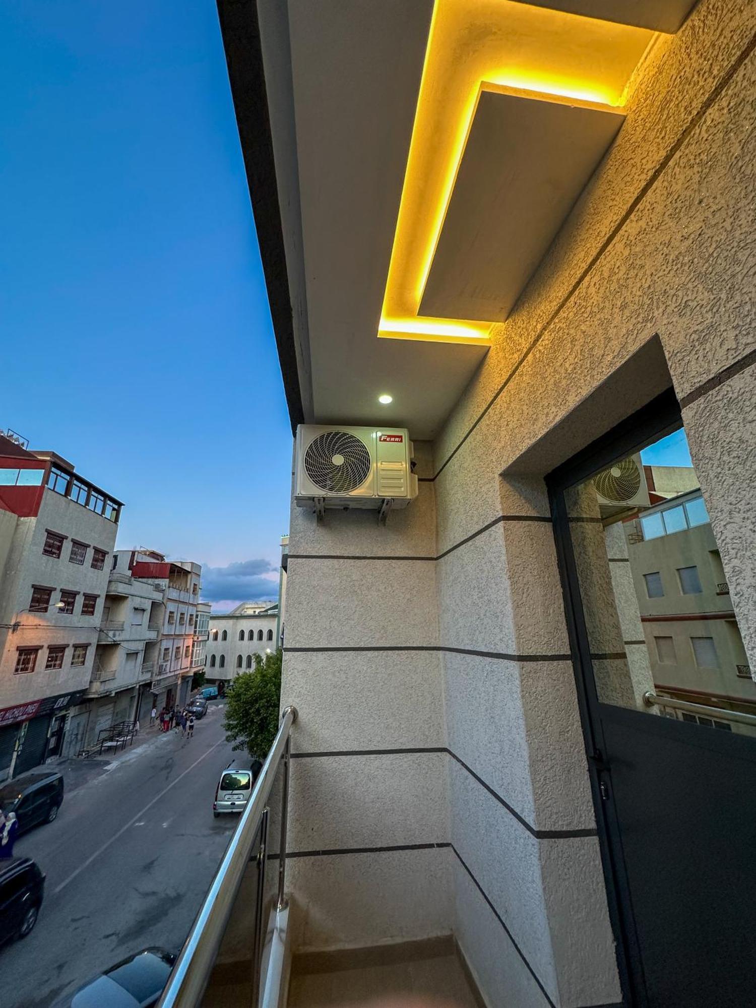 Veluxa - Luxury Holiday Homes - Centric Flat Танжер Екстер'єр фото